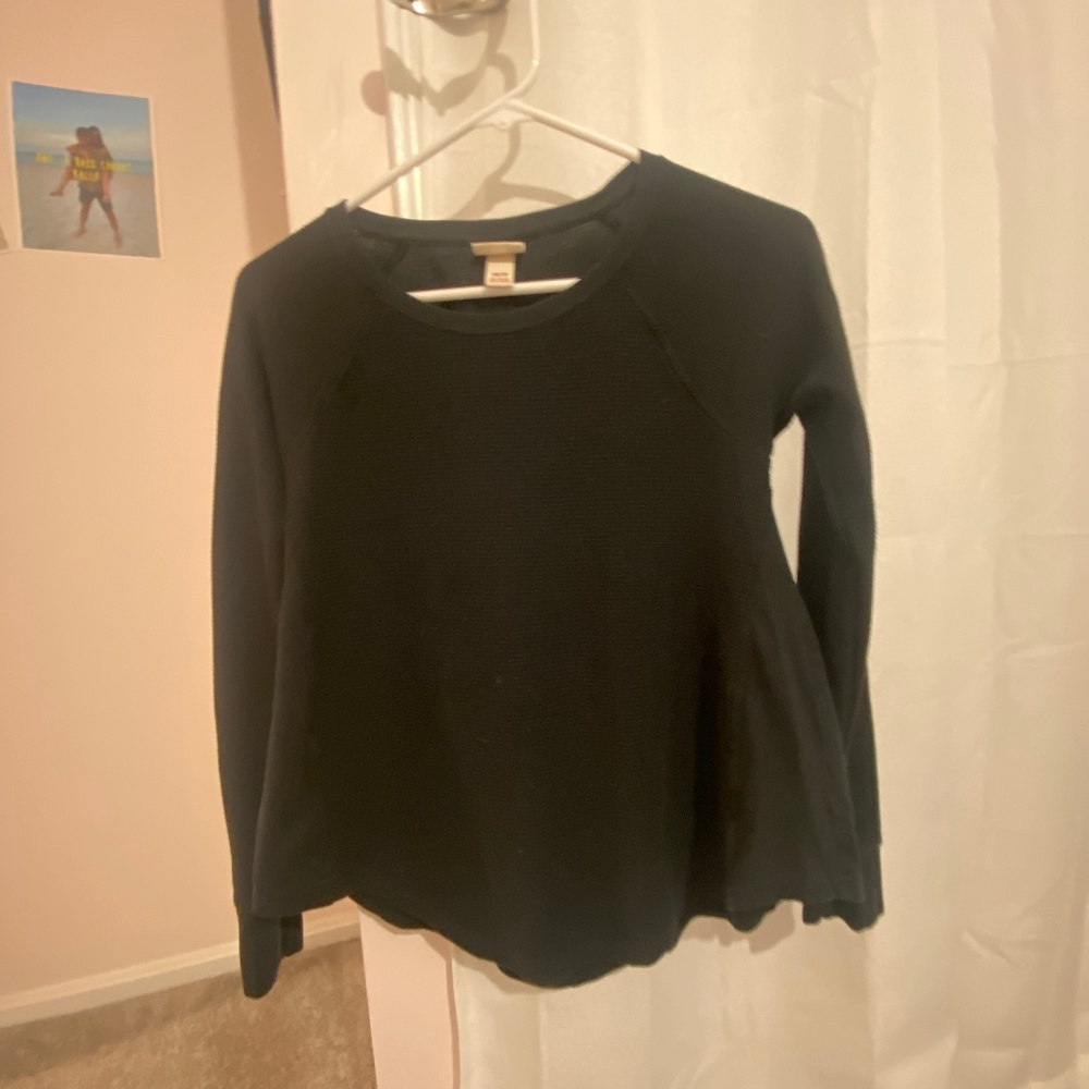 Long sleeve black thermal swing top